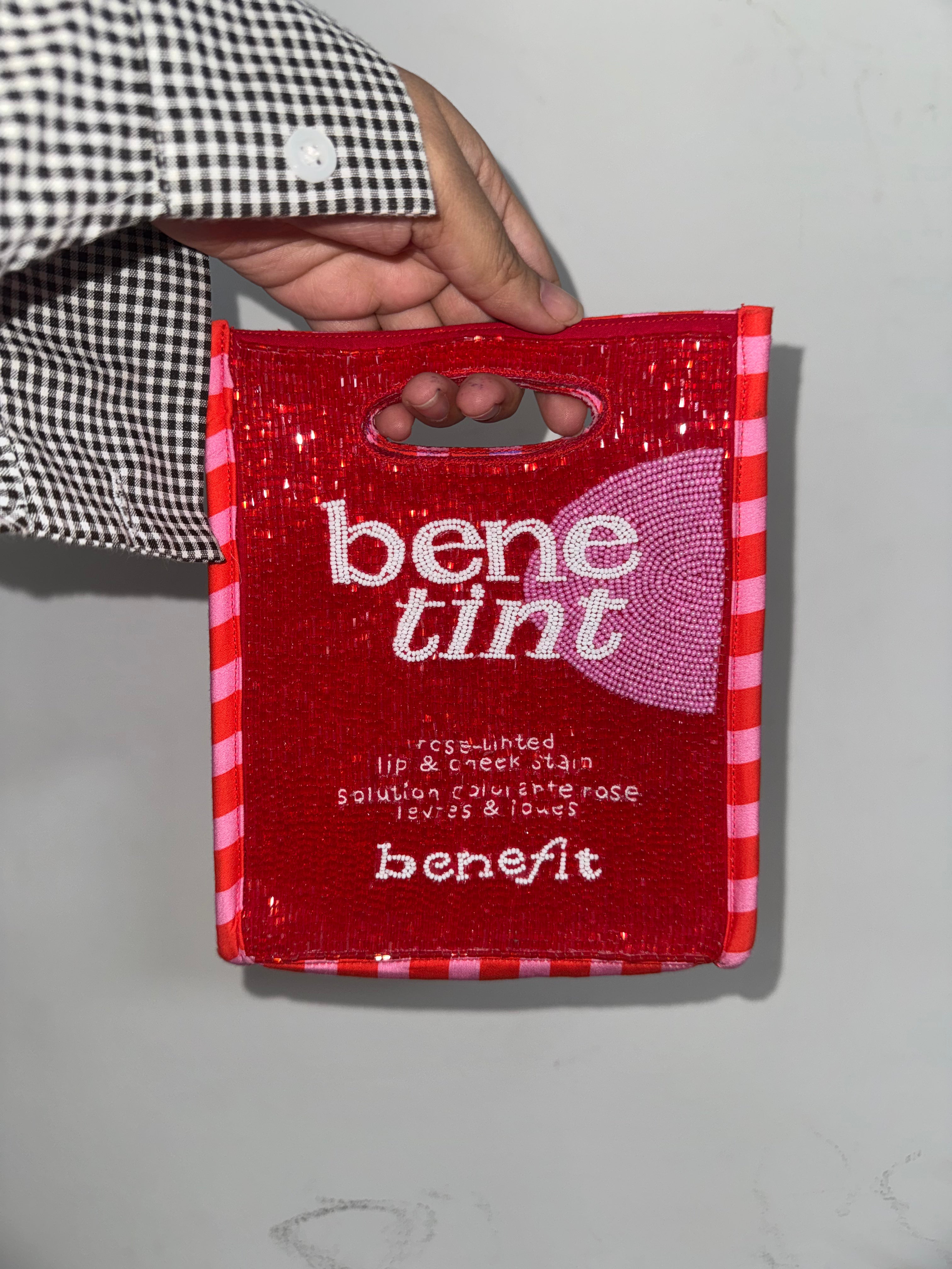Benetint Bag – Elegant Red Beaded Purse for Women