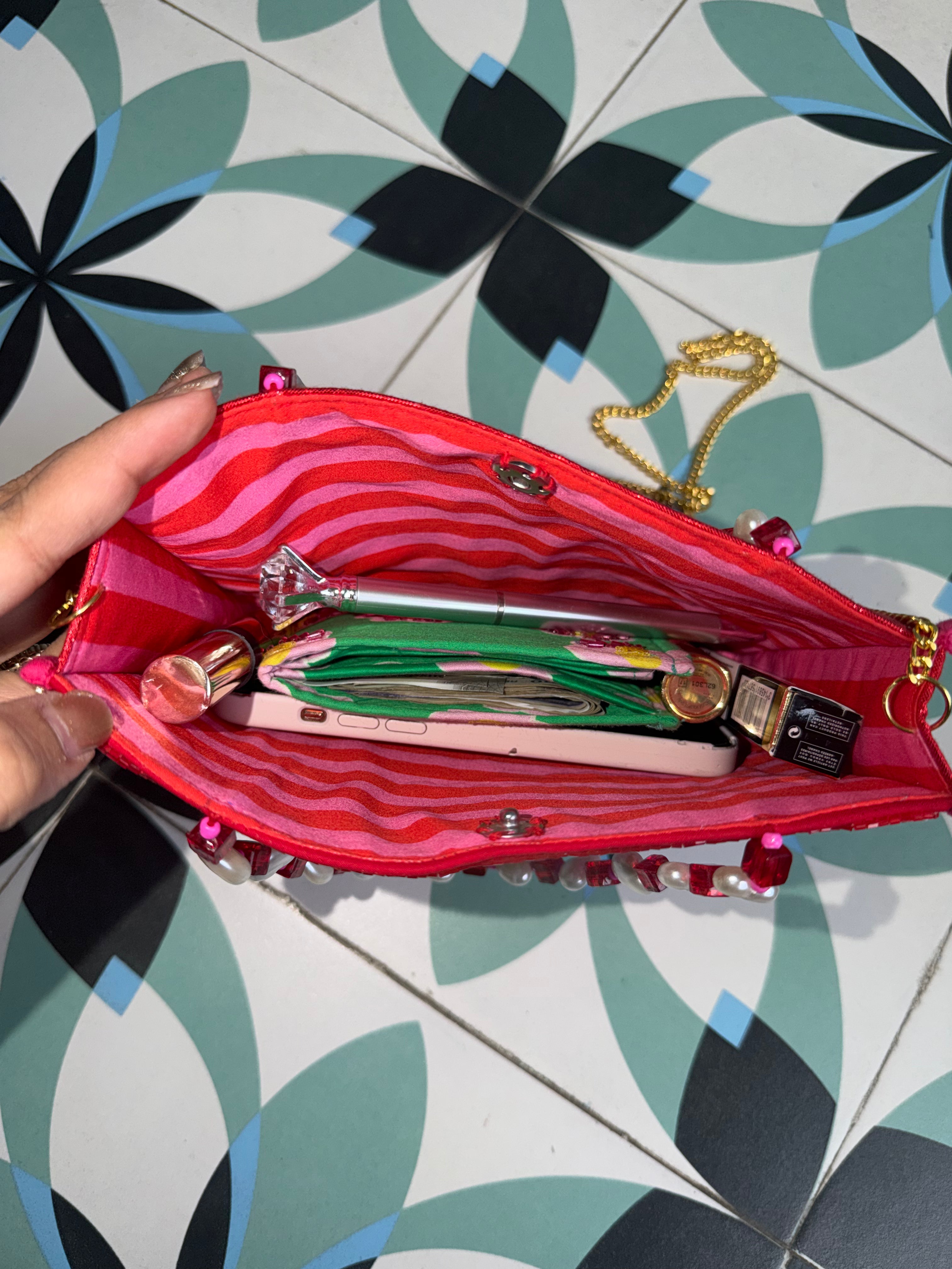 KIT KAT POUCH/BAG