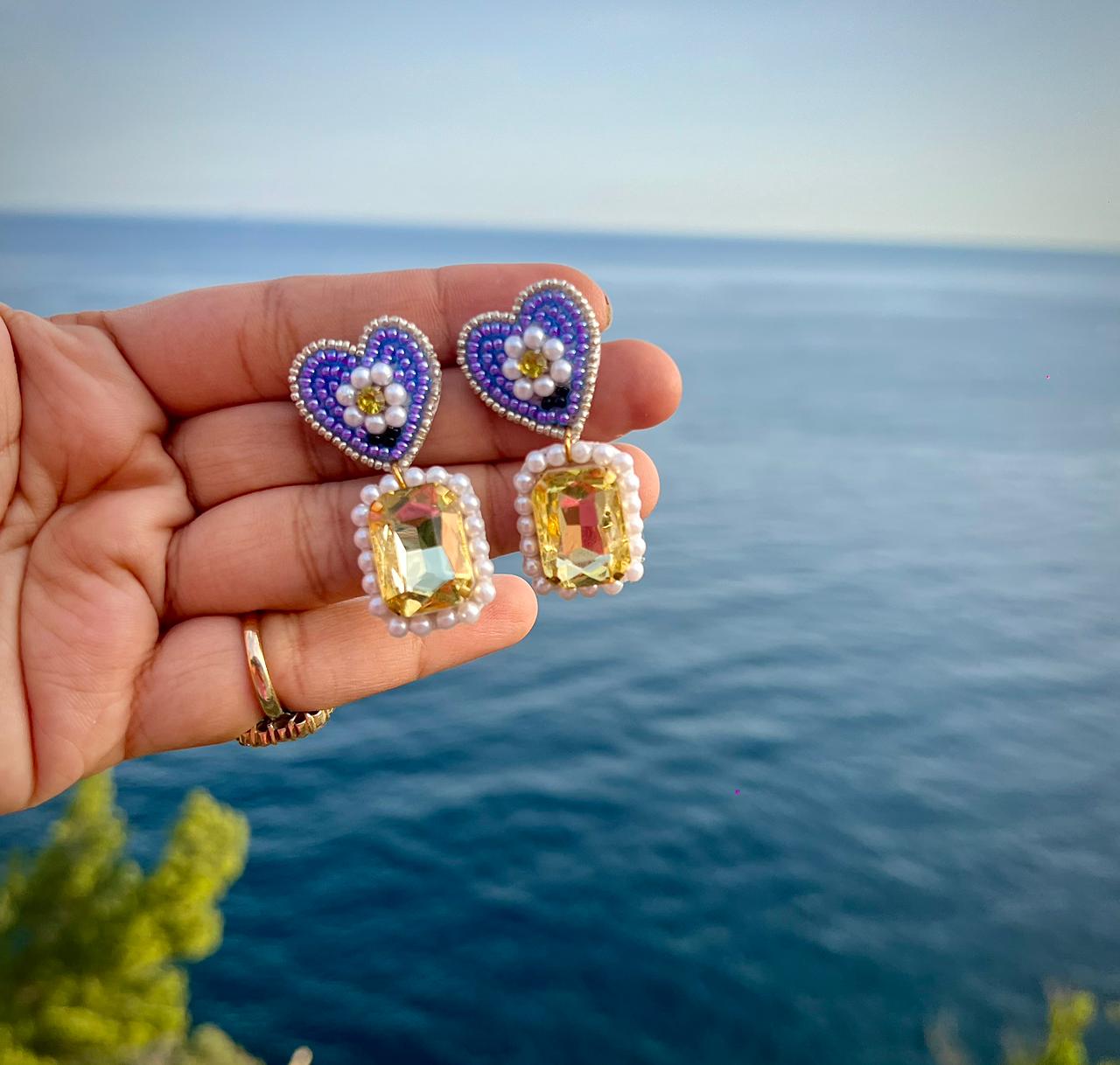 Blue / Artificial Jewelry