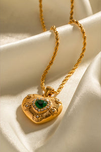 Emerald Heart Pendant – Elegant Gold Heart Necklace with Emerald Stone